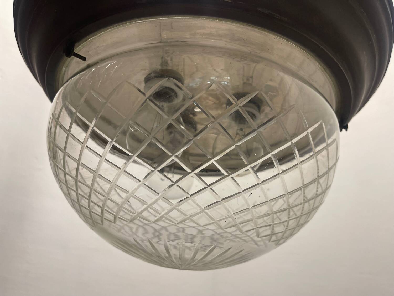 Suspension en cristal et bronze, années 40