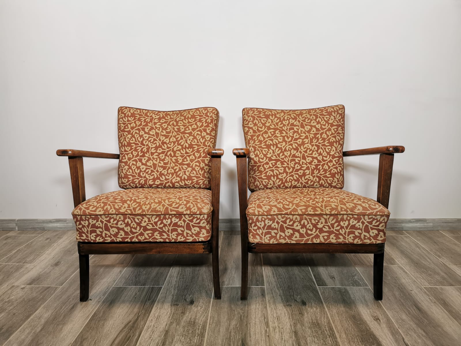Pair of Thonet armchairs