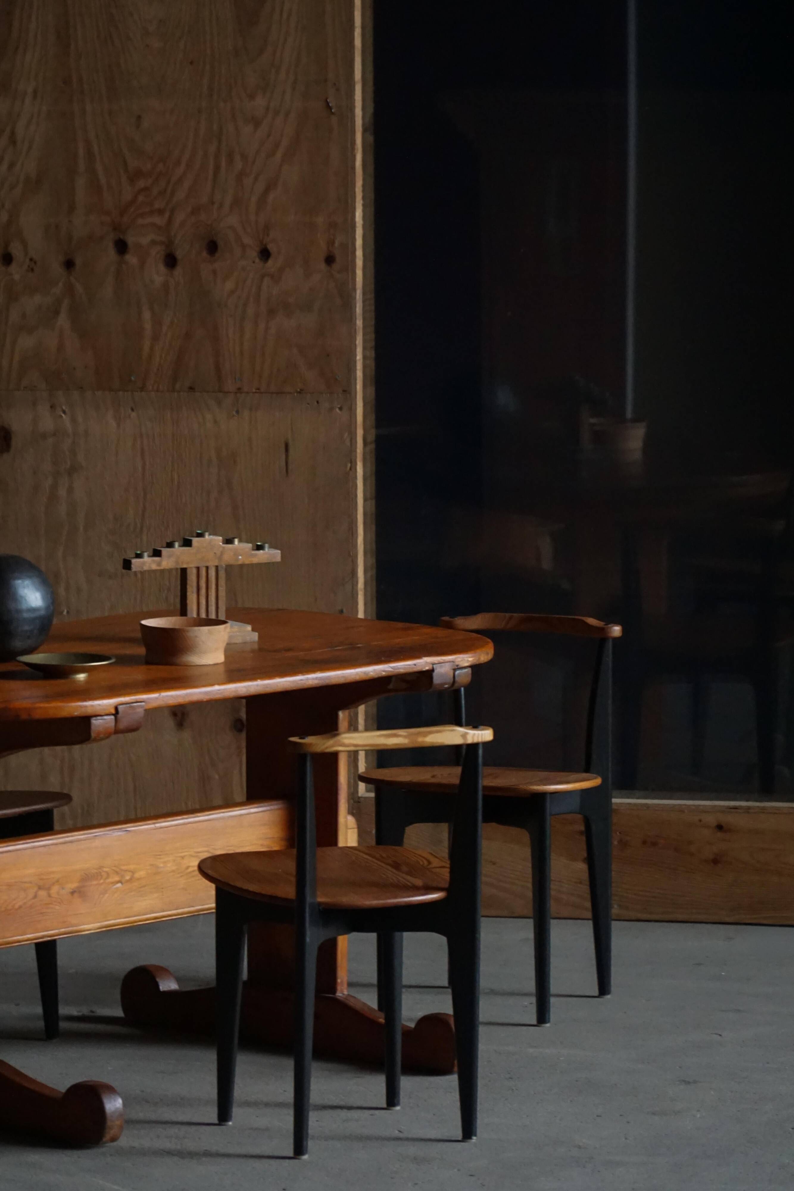 Primitive Swedish oval dining table in pine, early 20th century.