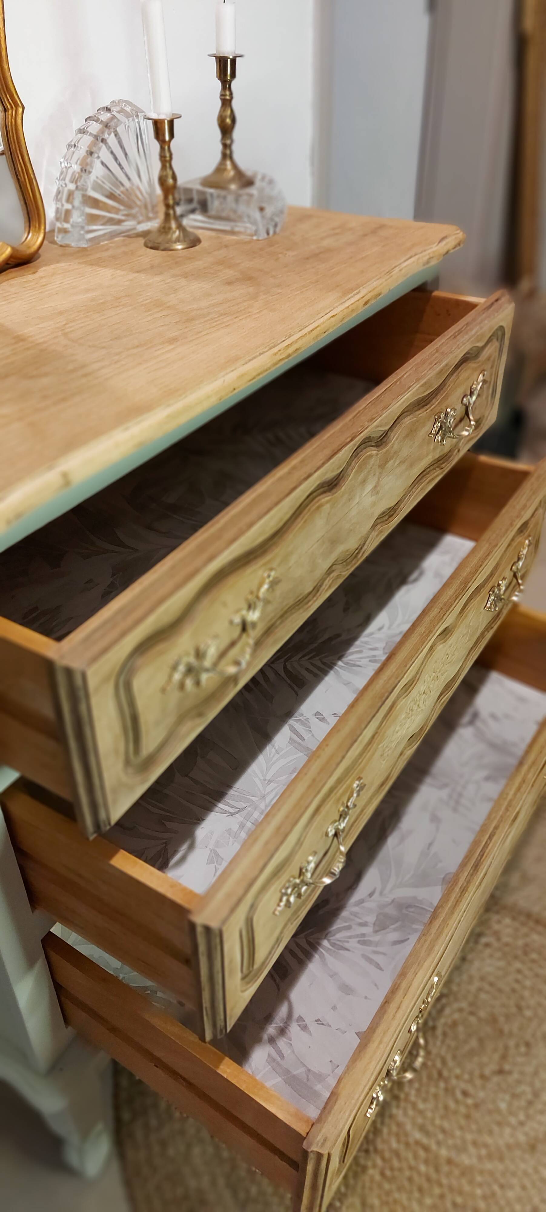 Louis XV style chest of drawers