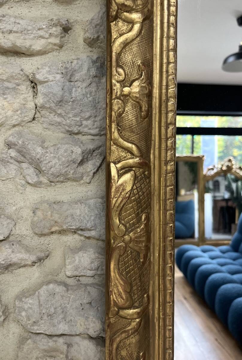 Antique mirror 89/60.5cm 19th century Regency style gilded with gold leaf, mercury glass.