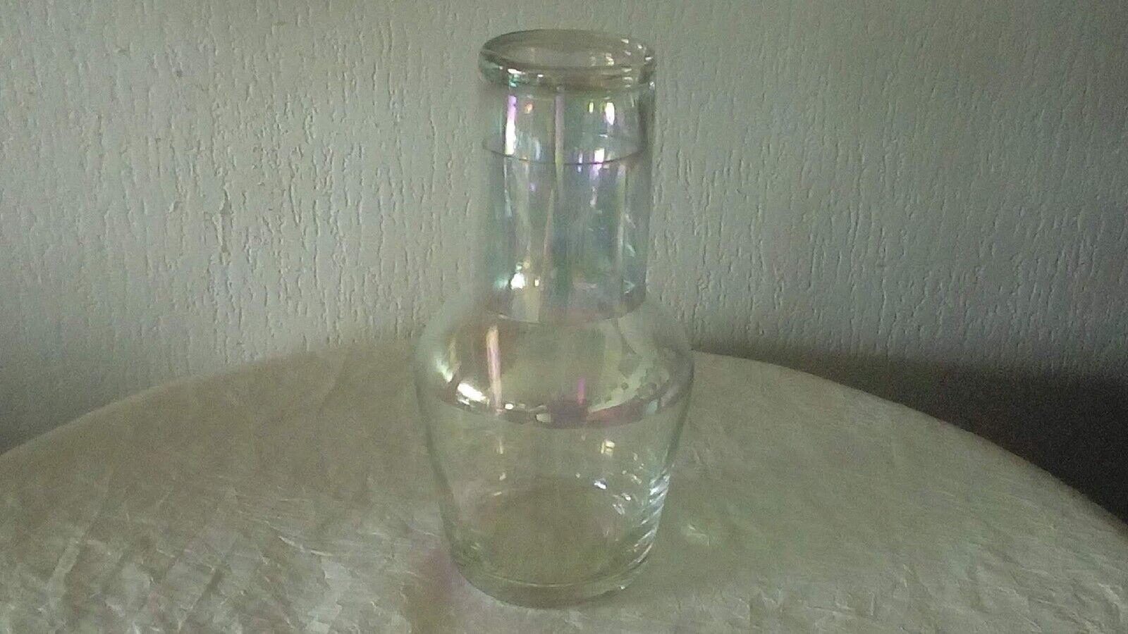 Night service in carafe glass and mother-of-pearl effect glass