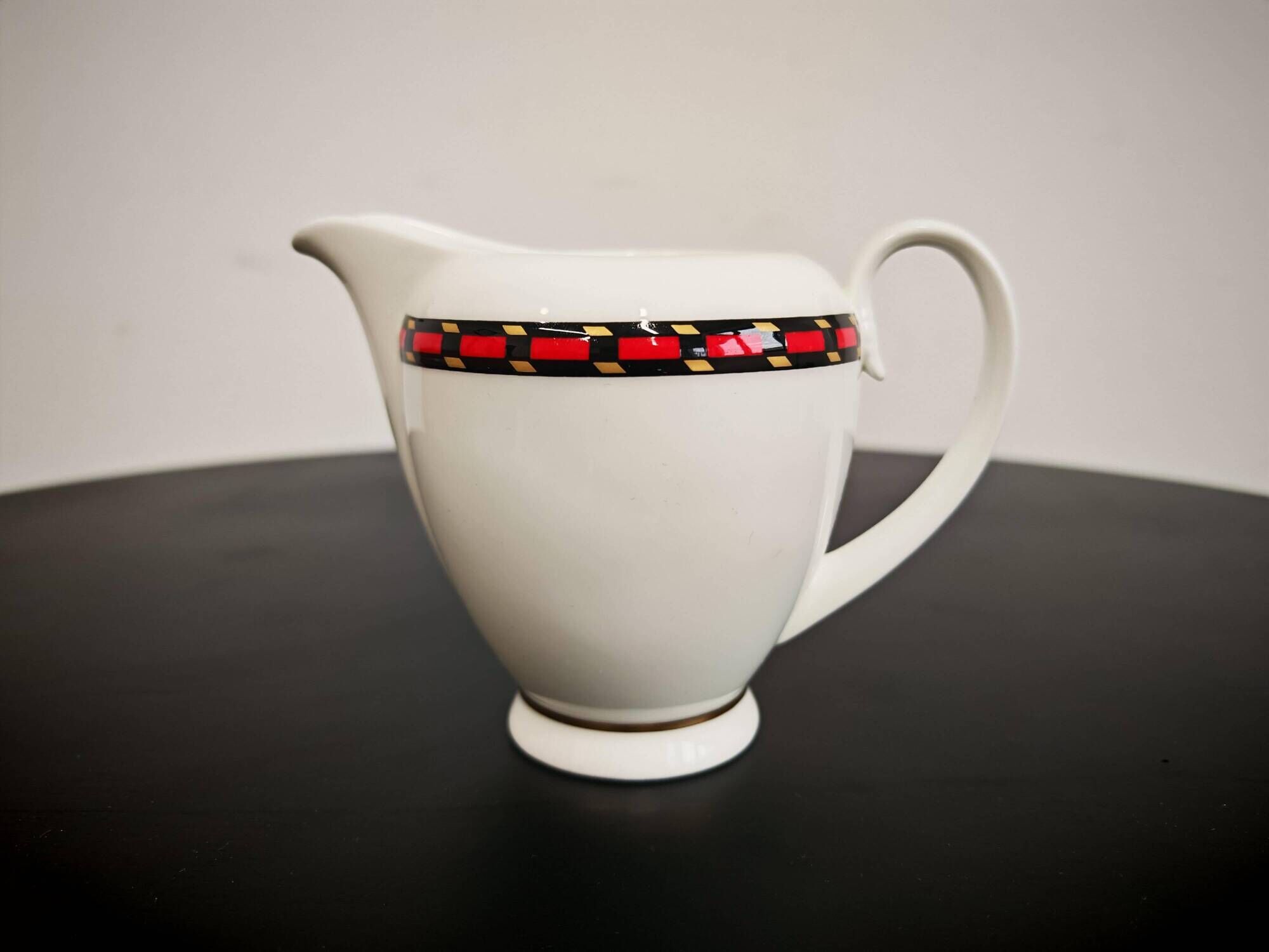 Fine porcelain tea service by Paloma Picasso for Villeroy & Boch.