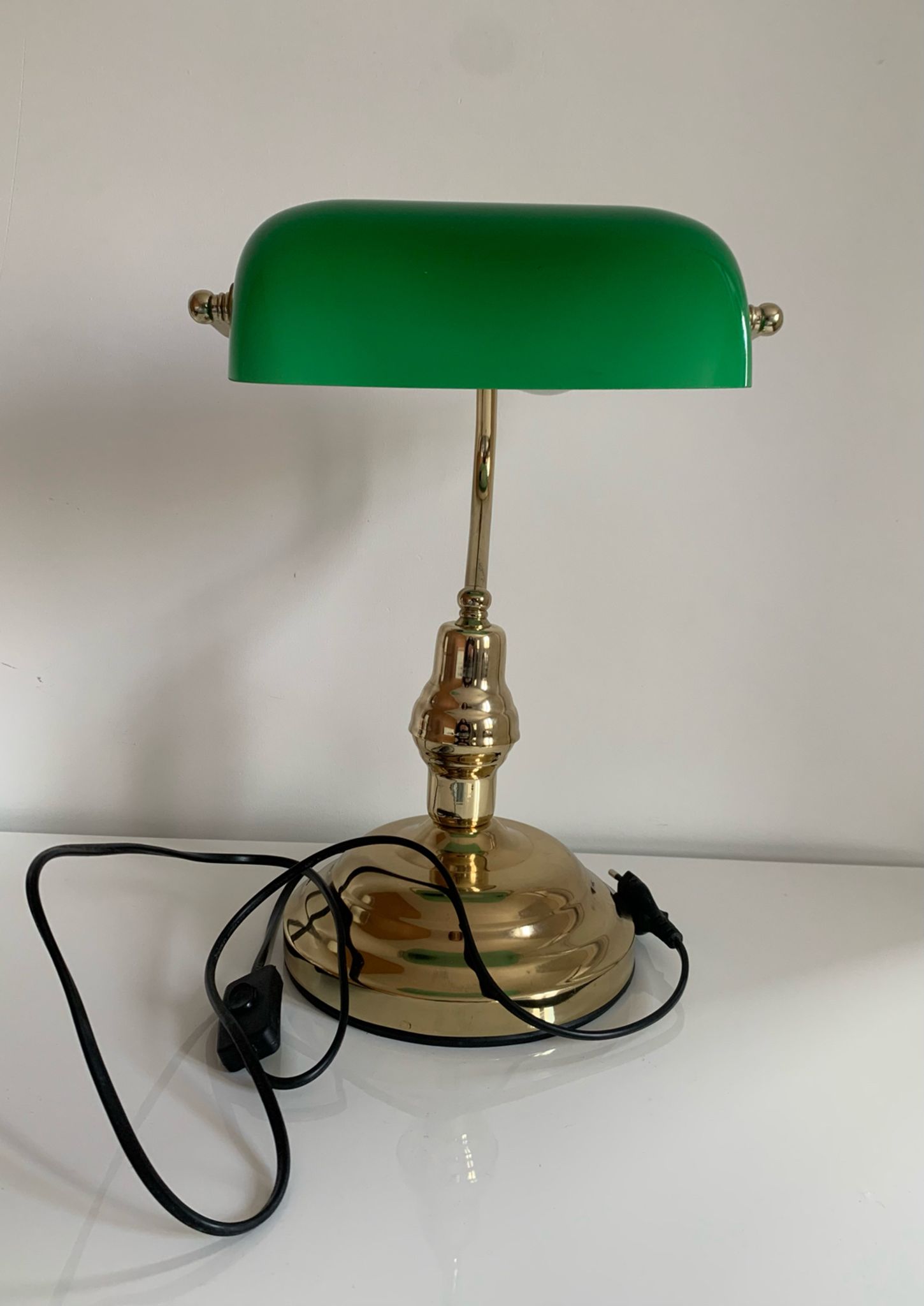 Desk lamp