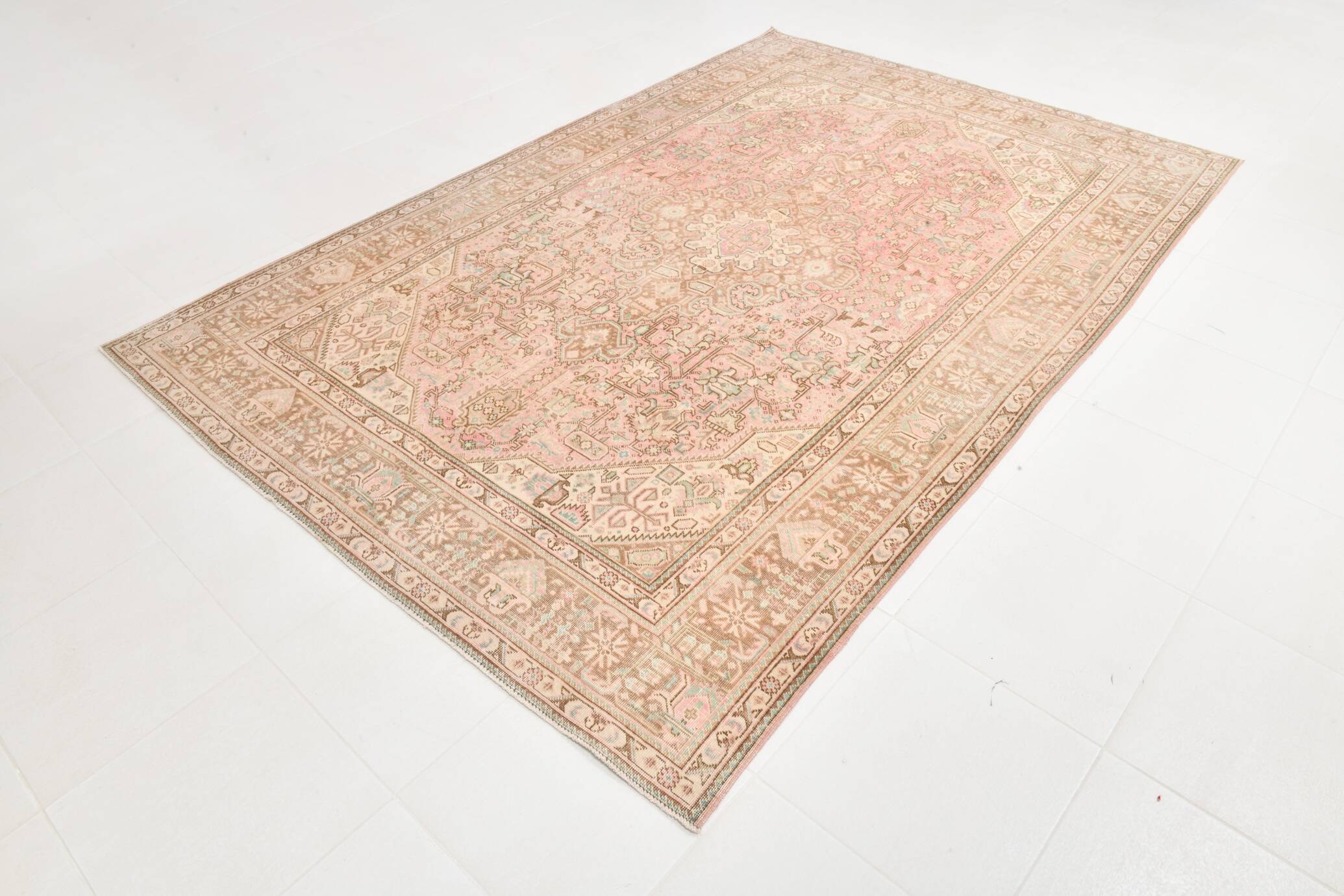 6x9 dusty pink wool persian rug 287x192cm