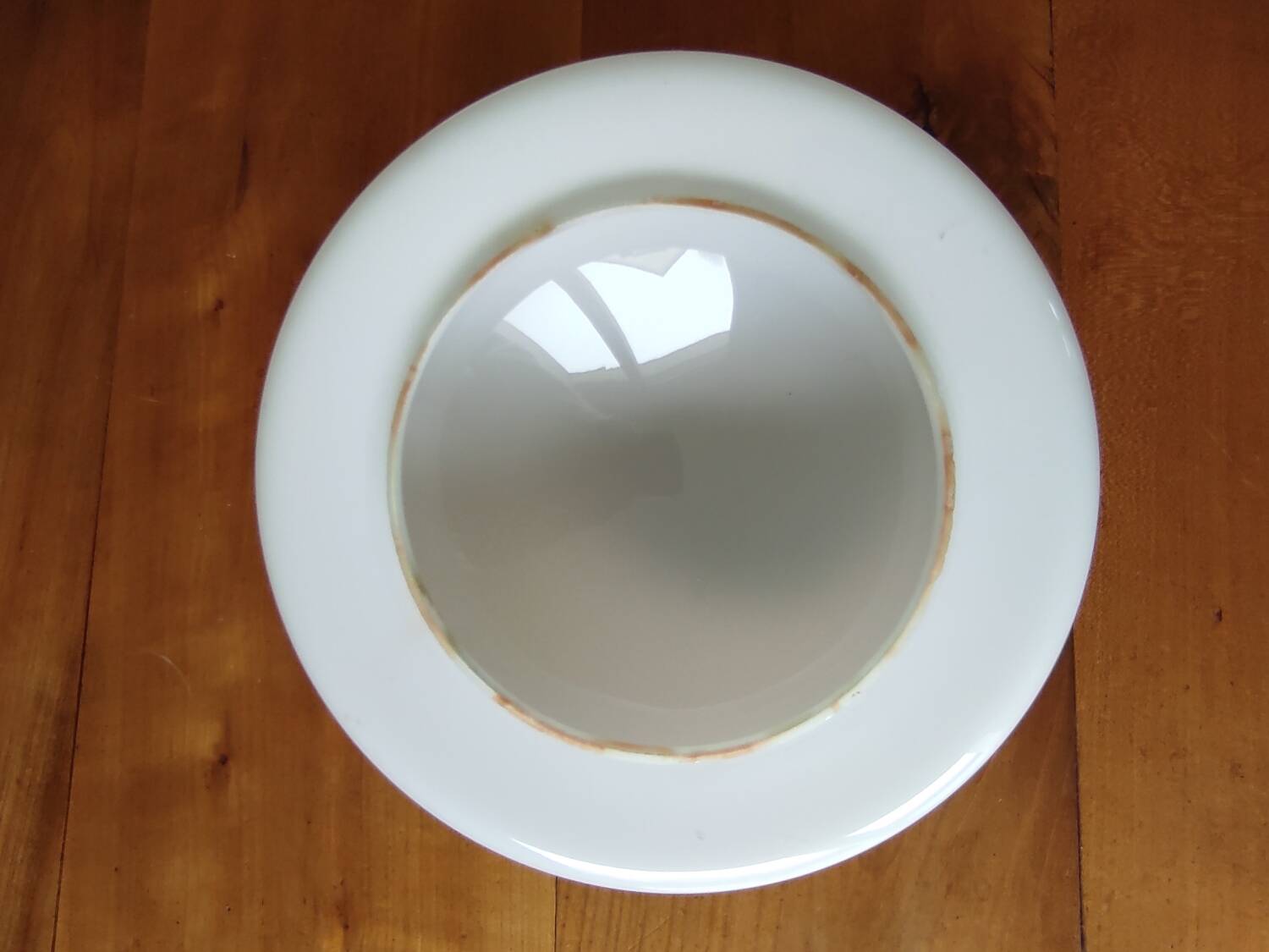 Large half-globe lampshade in white opaline.