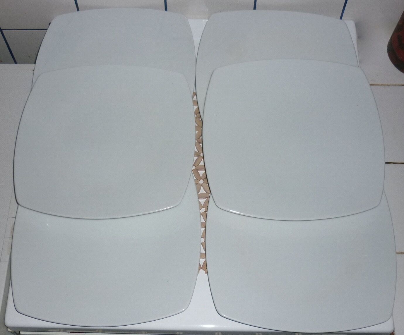 Assiettes blanches