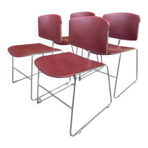 4 chaises max Stacker