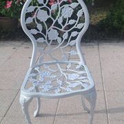 Aluminium cast chair