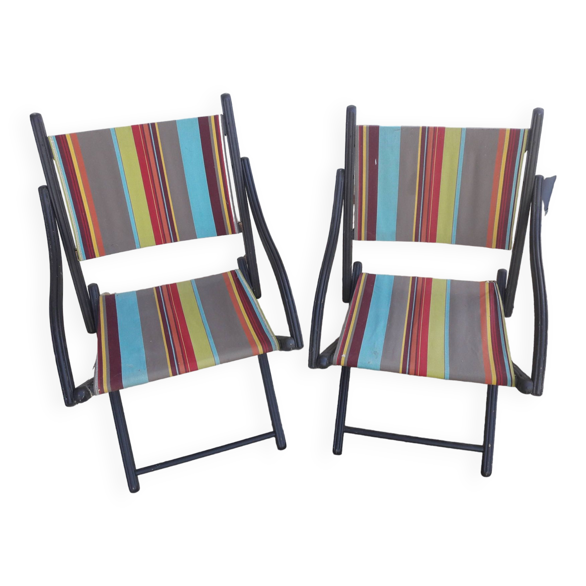 Duo of wood and canvas folding armchairs