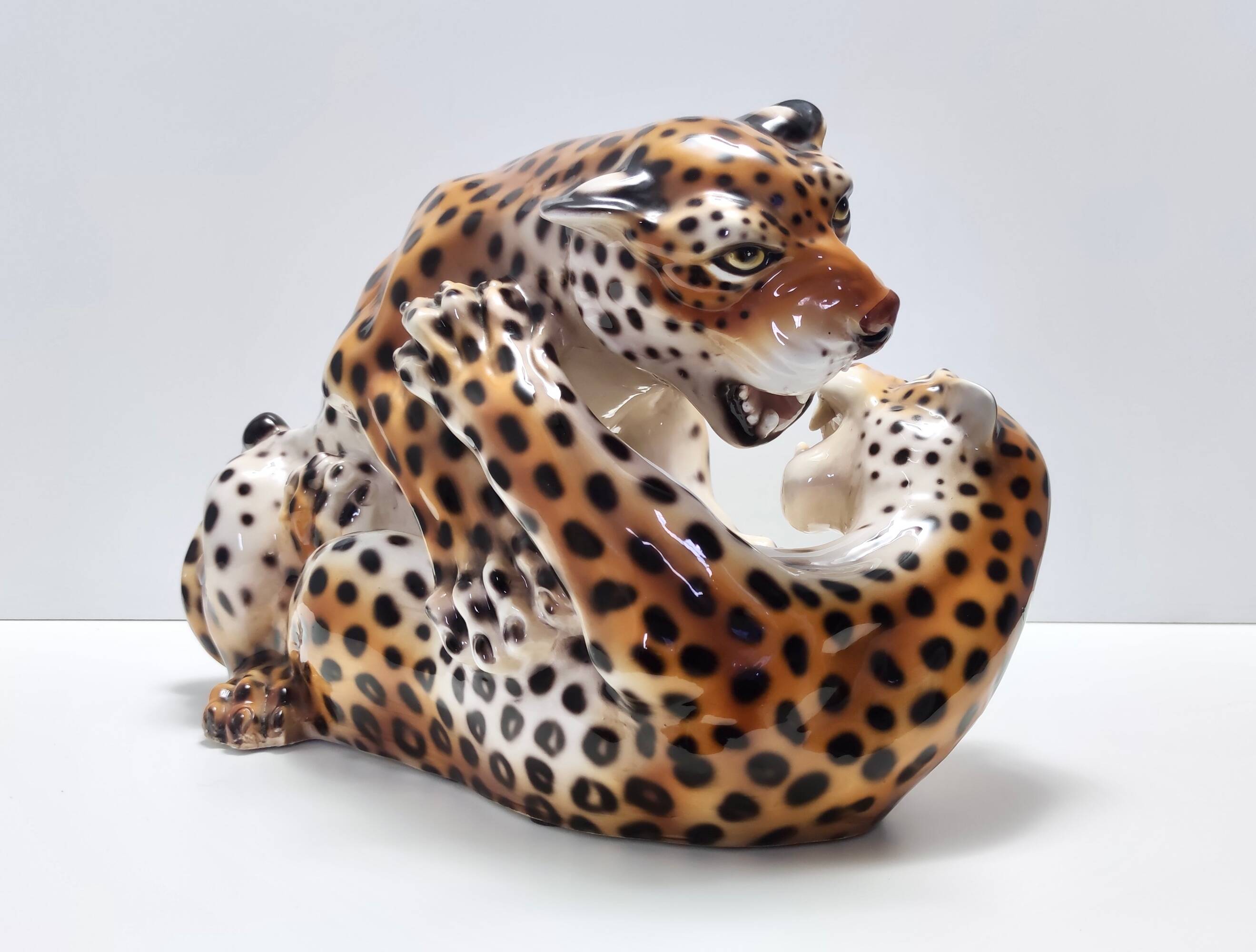 Hand Painted Ceramic Pair of Fighting Jaguars by Giovanni Ronzan, Italy