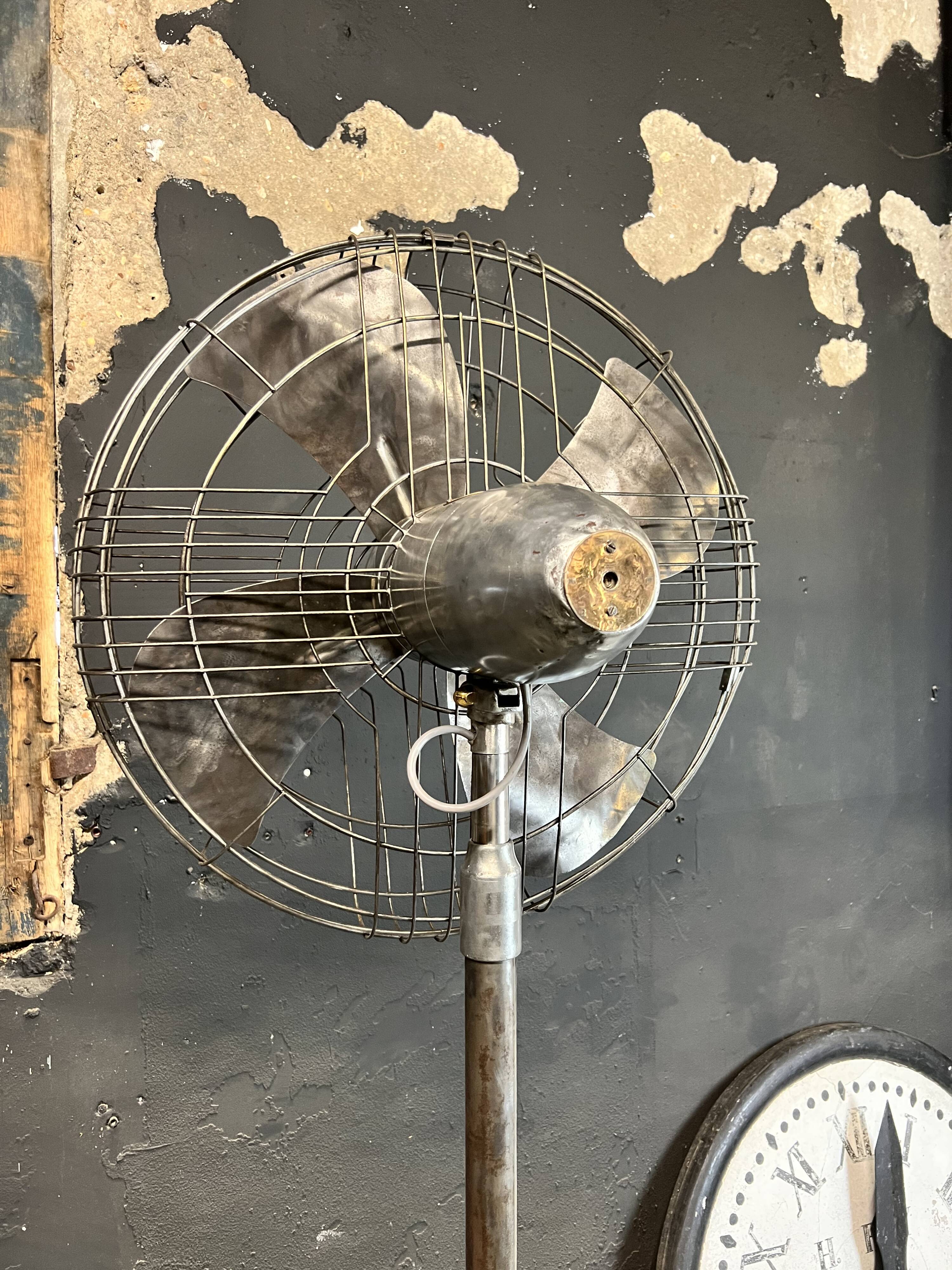 Large industrial fan General Electric England 1940