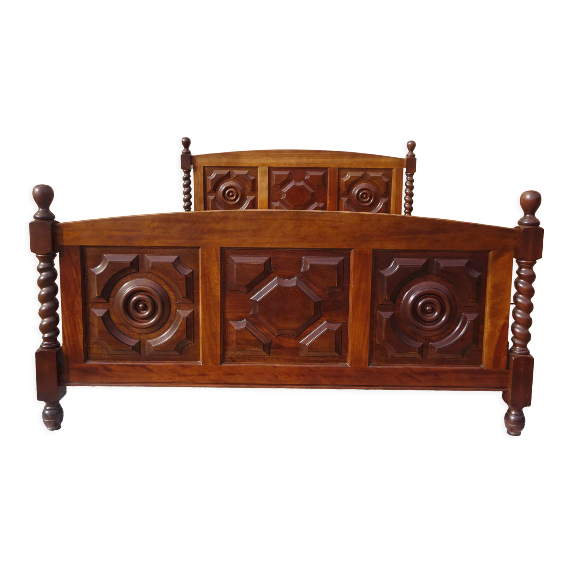 Wooden bed, geometric patterns, 140/190 cm