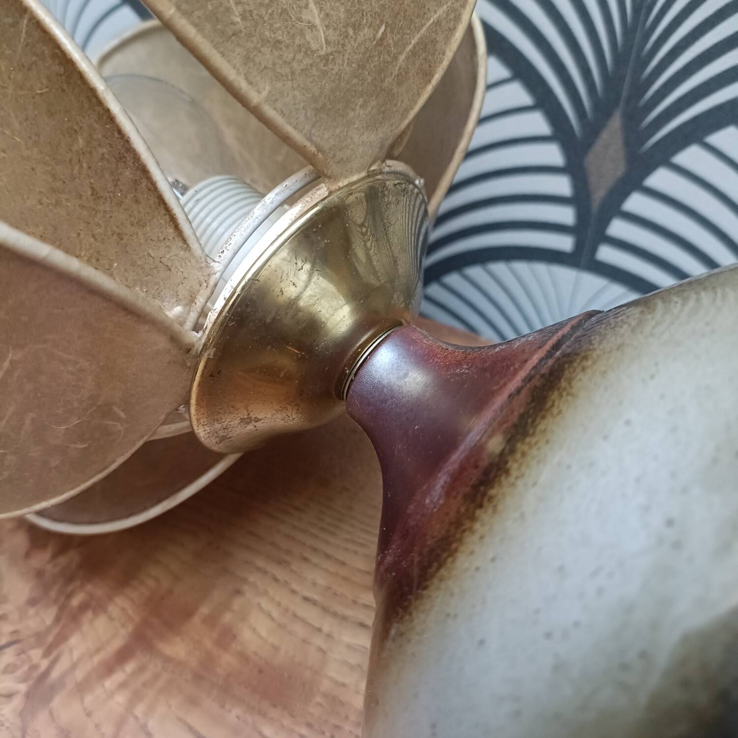Ceramic lamp, flower