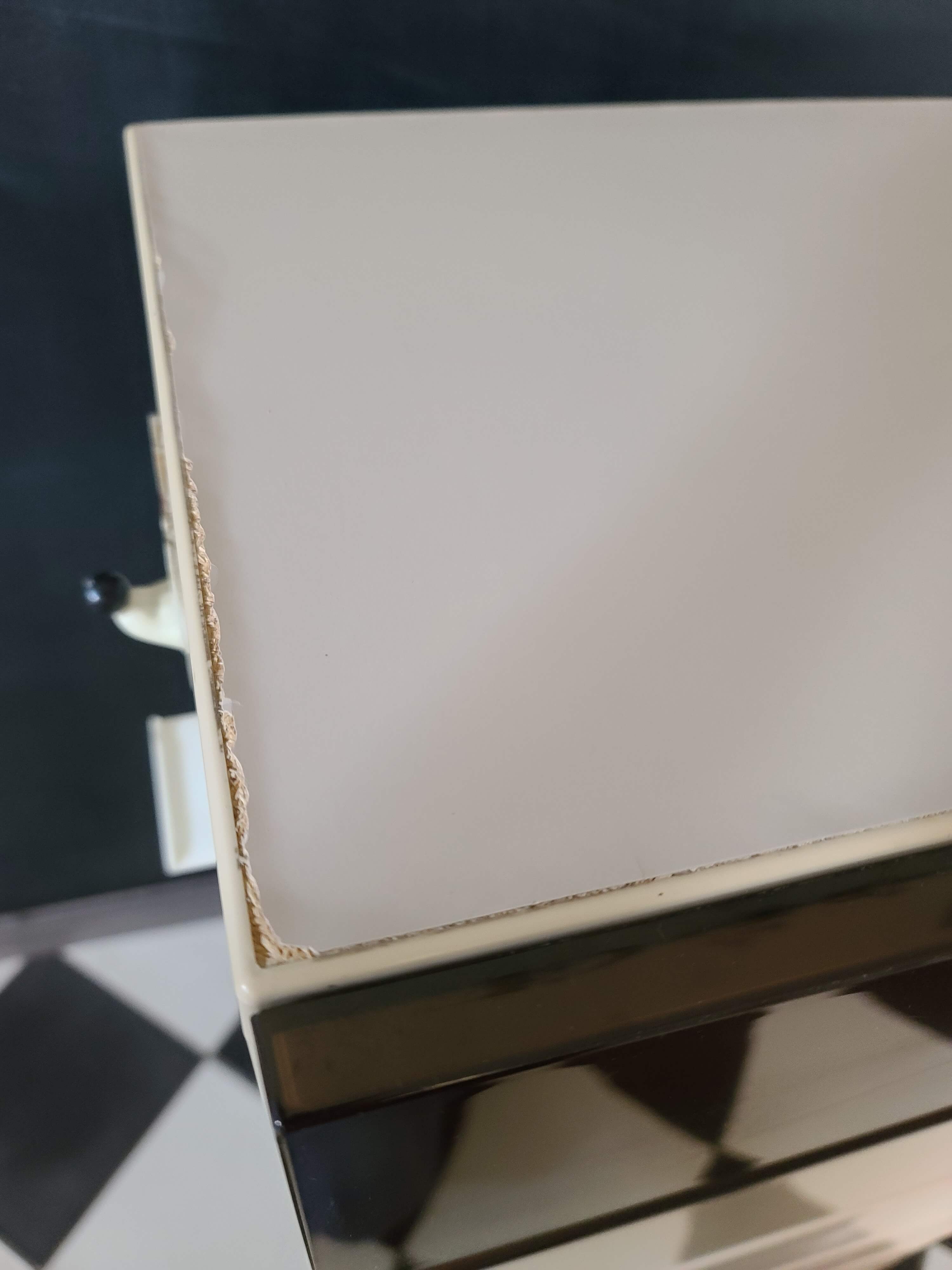 Vintage drawer cabinet