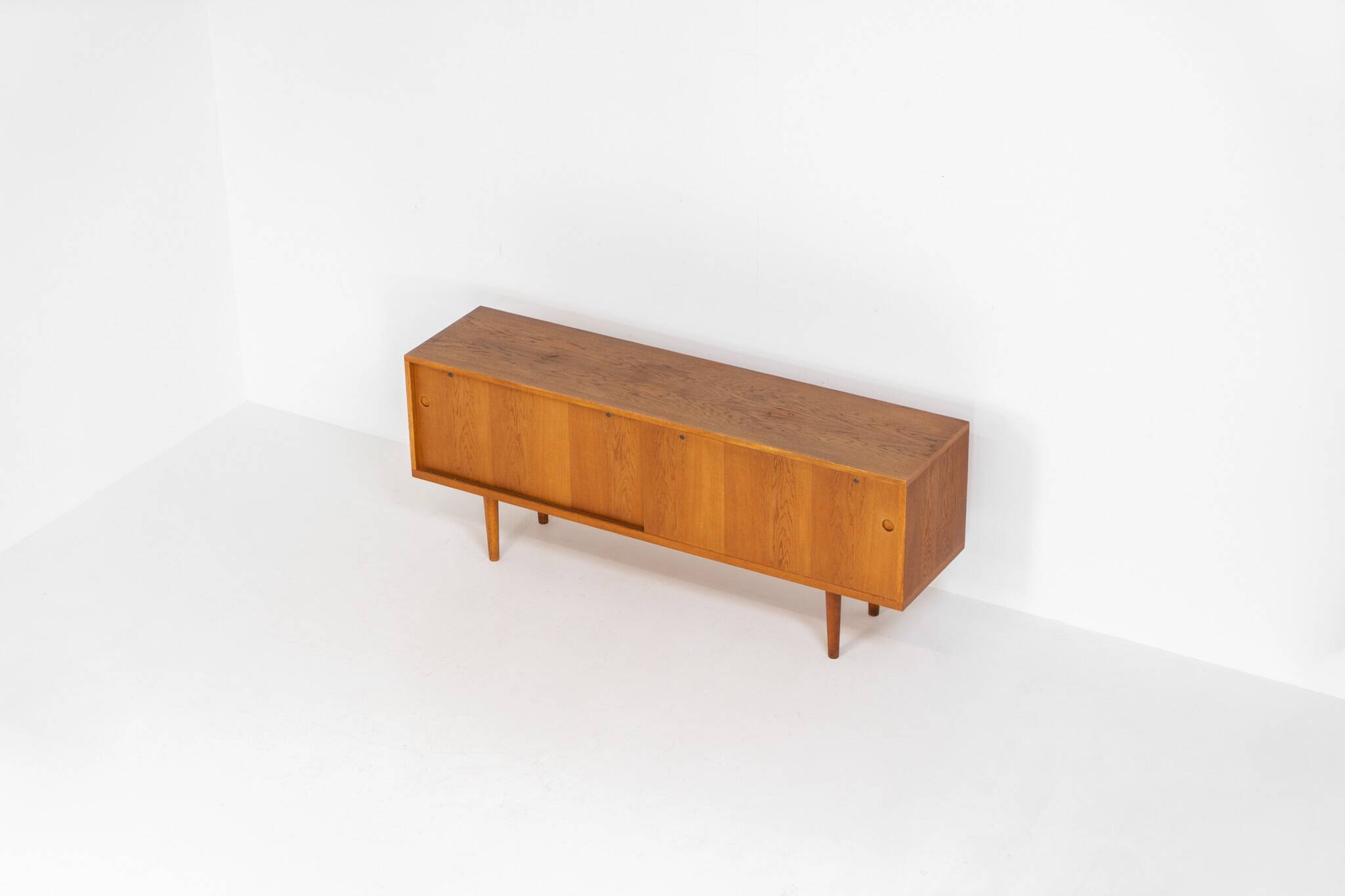 Buffet RY26 by Hans J. Wegner for Ry Møbler