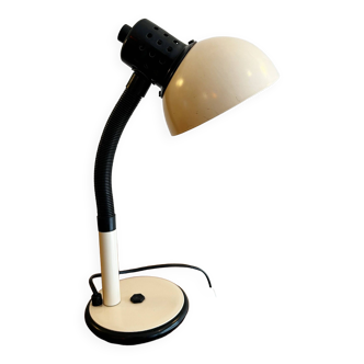 Small flexible desk lamp