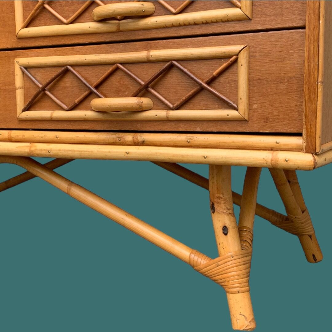 Rattan wardrobe with tapered legs from the 1960s.