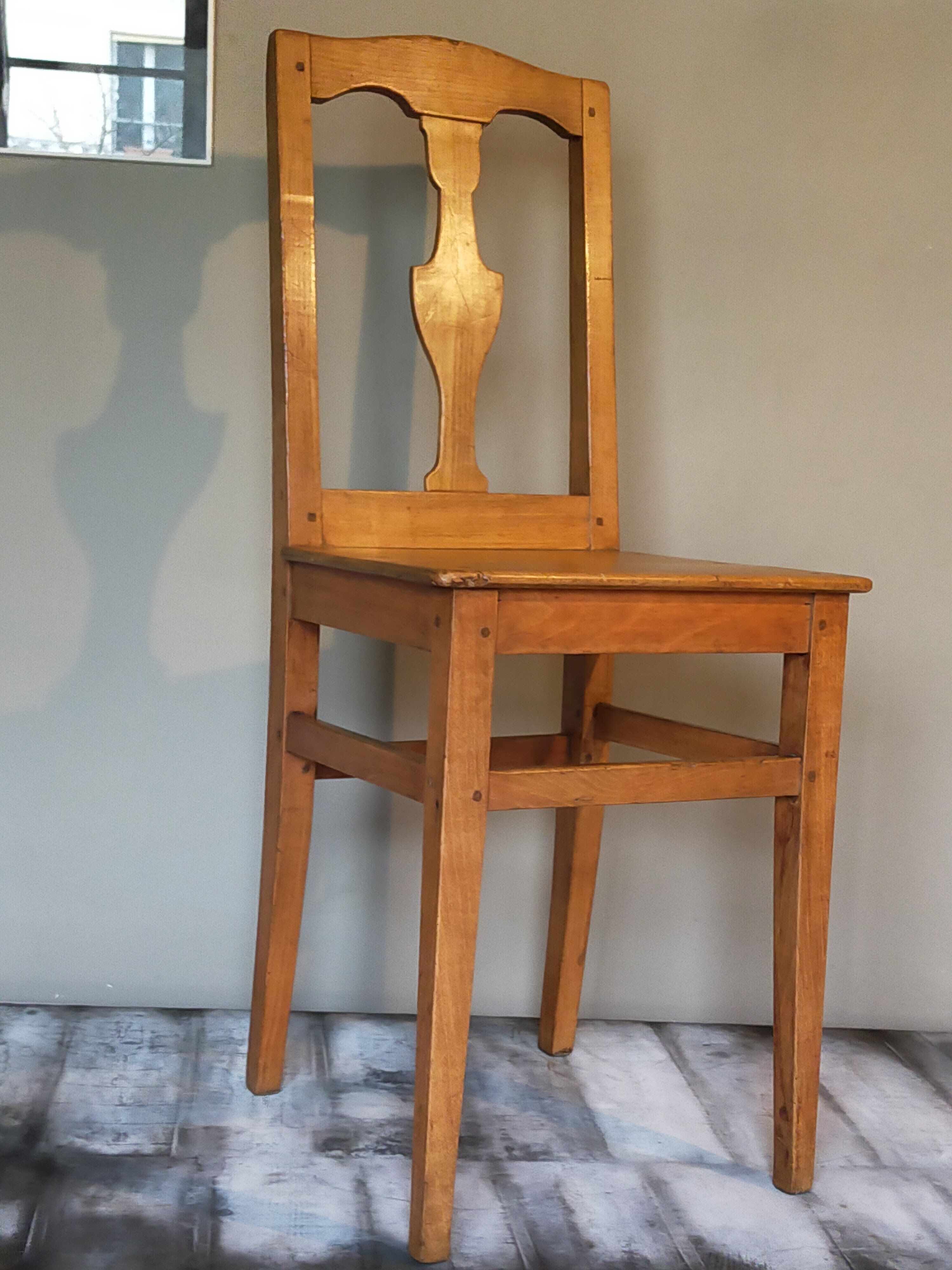 Chaise lorraine art populaire fin XIXème à dossier balustre