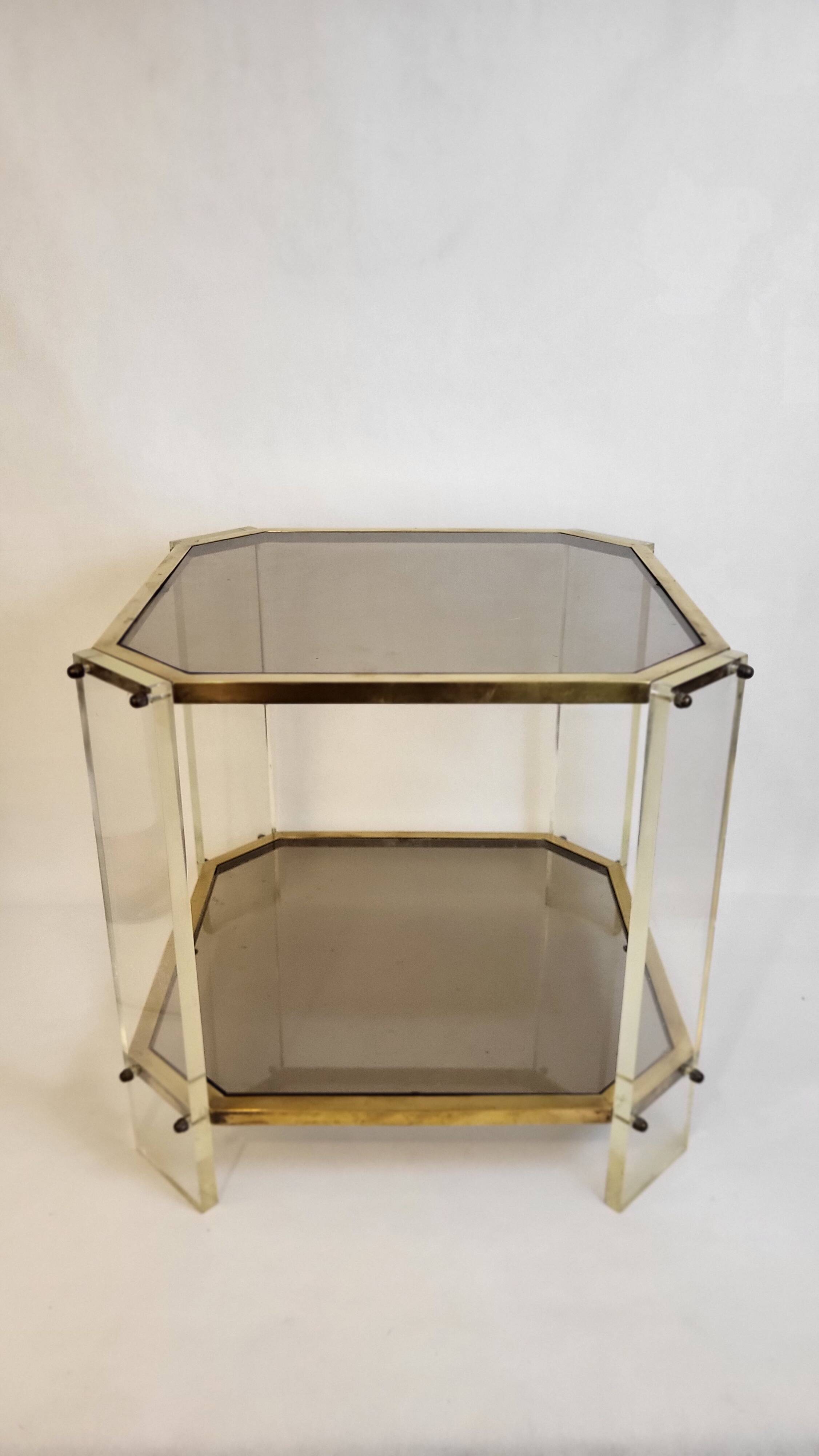 Coffee table 70s plexiglas / smoked glass