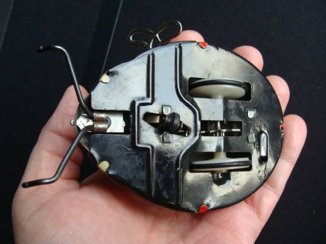Mechanical ladybird toy