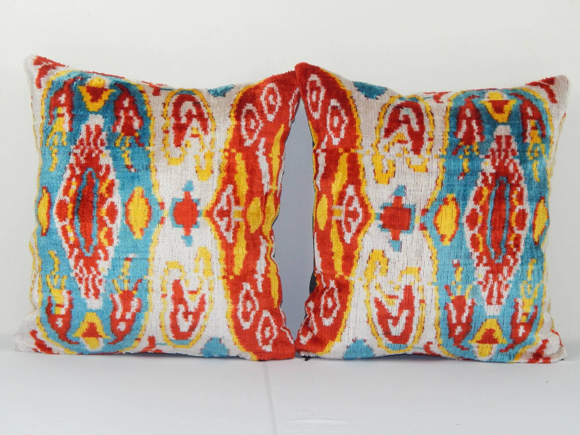 Set of 2 vintage ikat cushion covers 41x41 cm