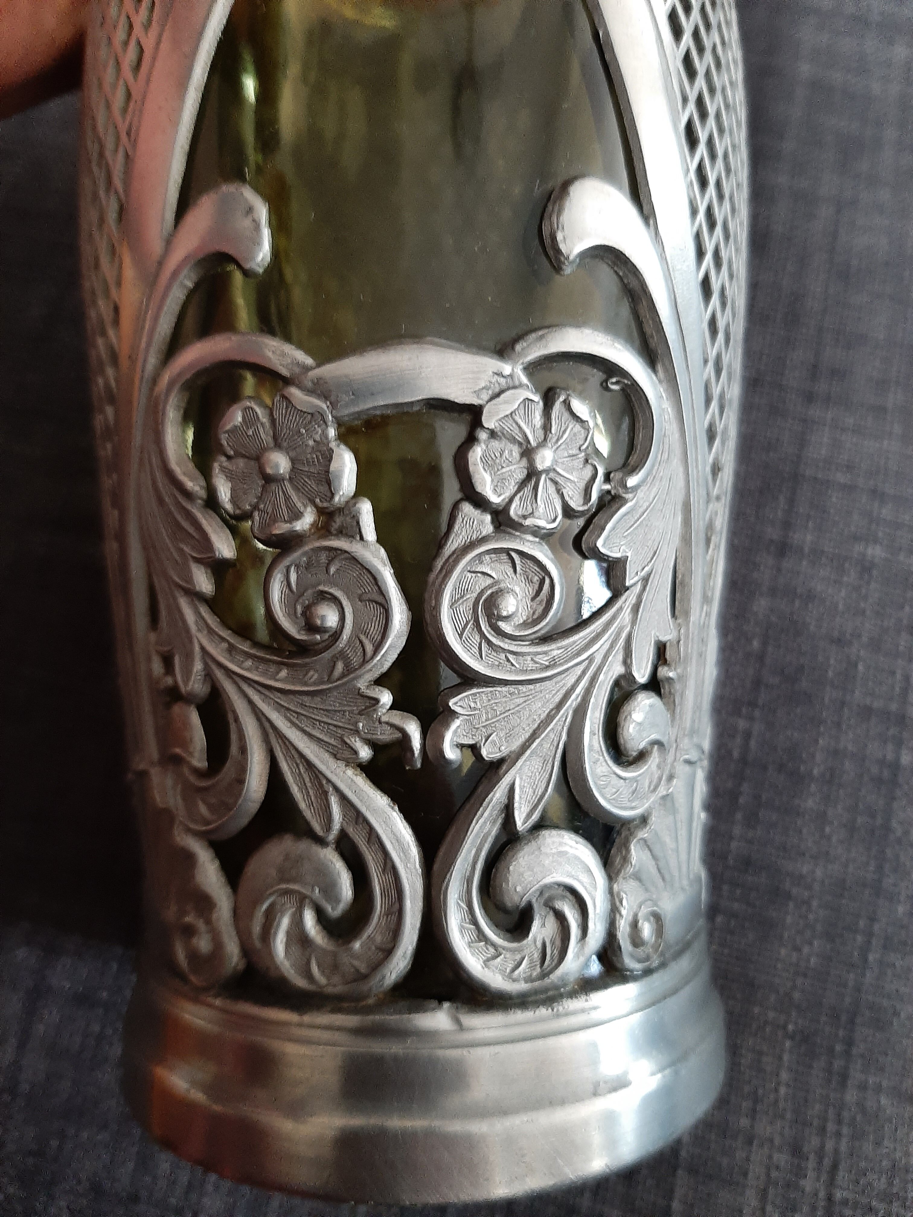 Carafe verre et etain les postainiers hutois