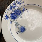 Assiettes en terre de fer