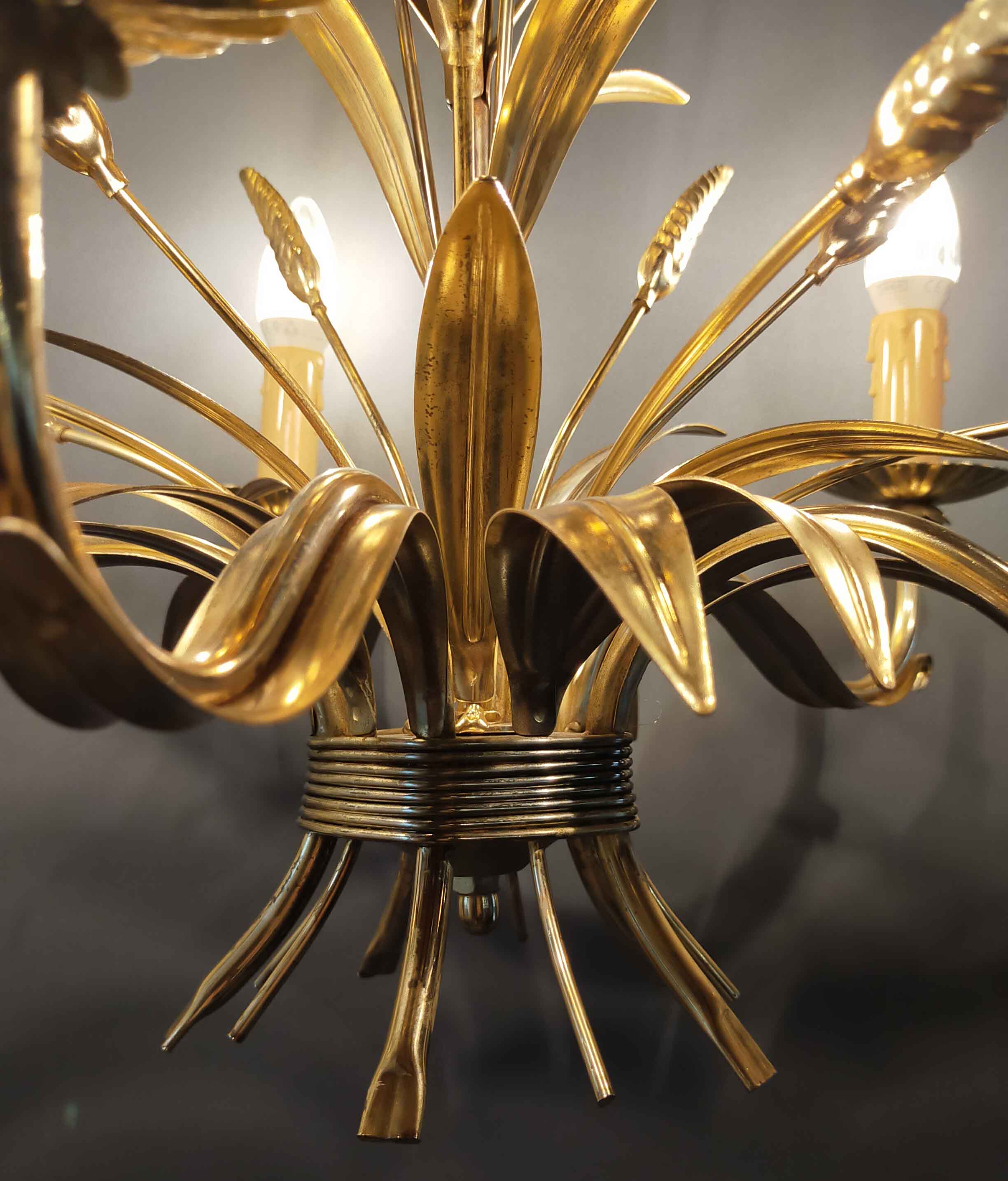 Hans Kögl suspension ears of wheat