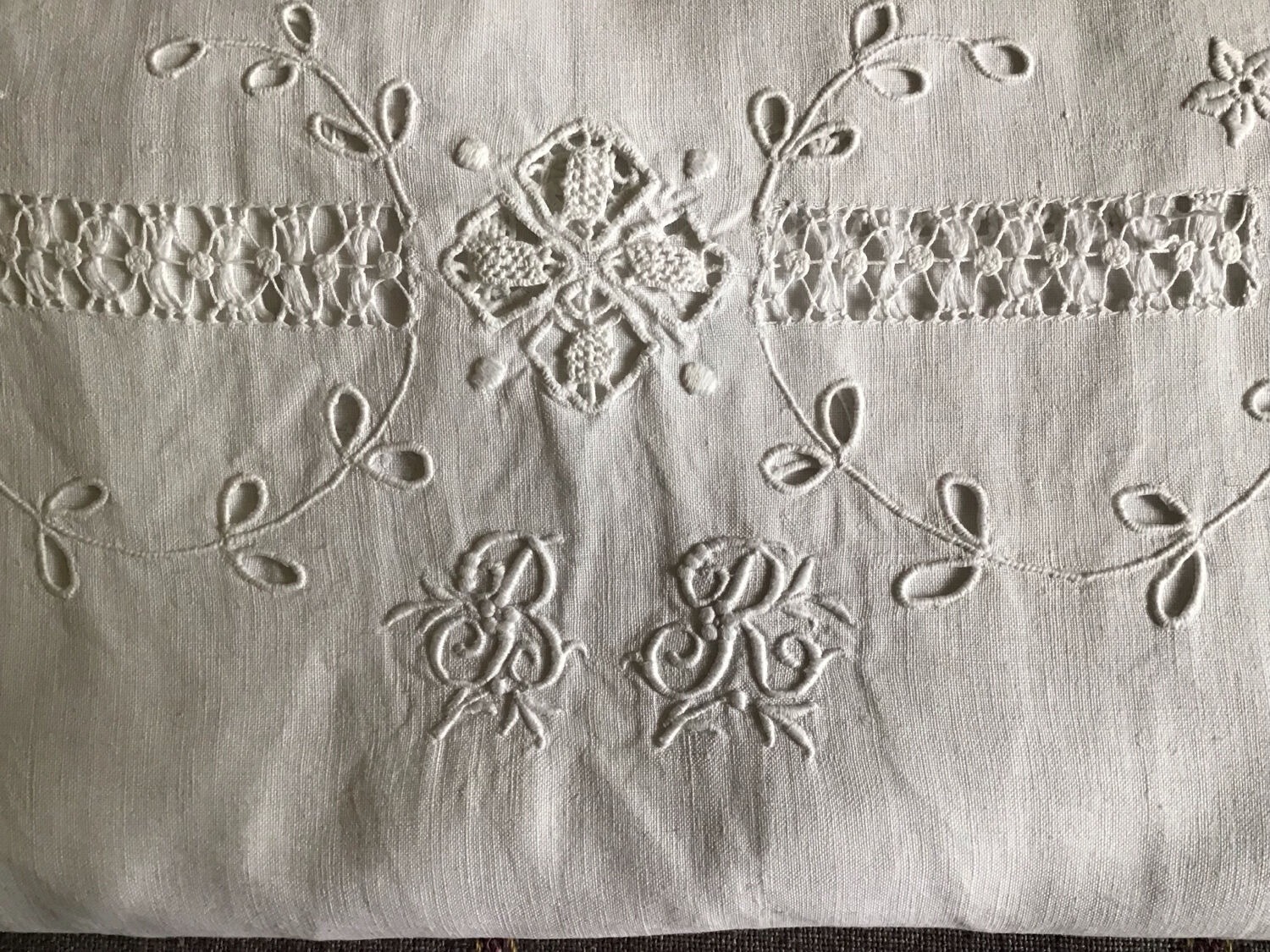 Nappe de réception en lin blanc BR 2mx2m10