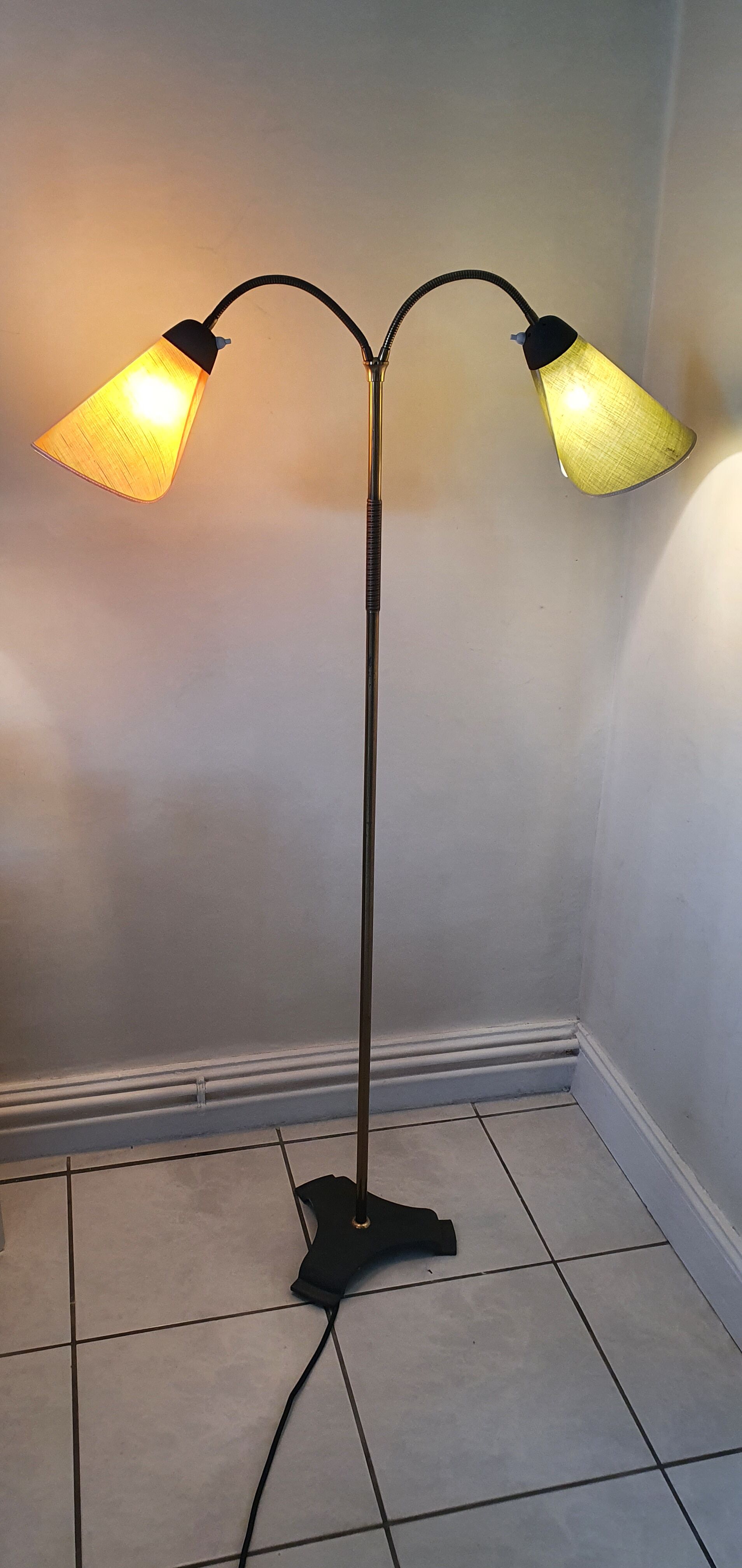 Adjustable floor lamp from the 1950s to 1960s