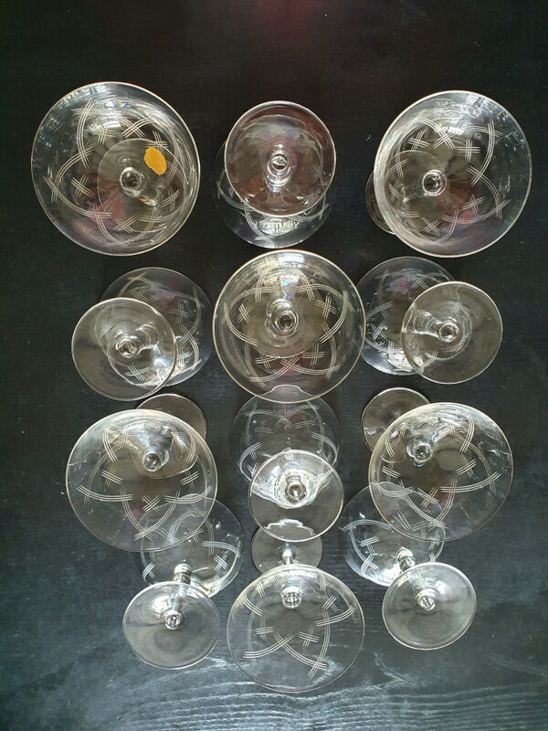 12 champagne glasses cristal Boch