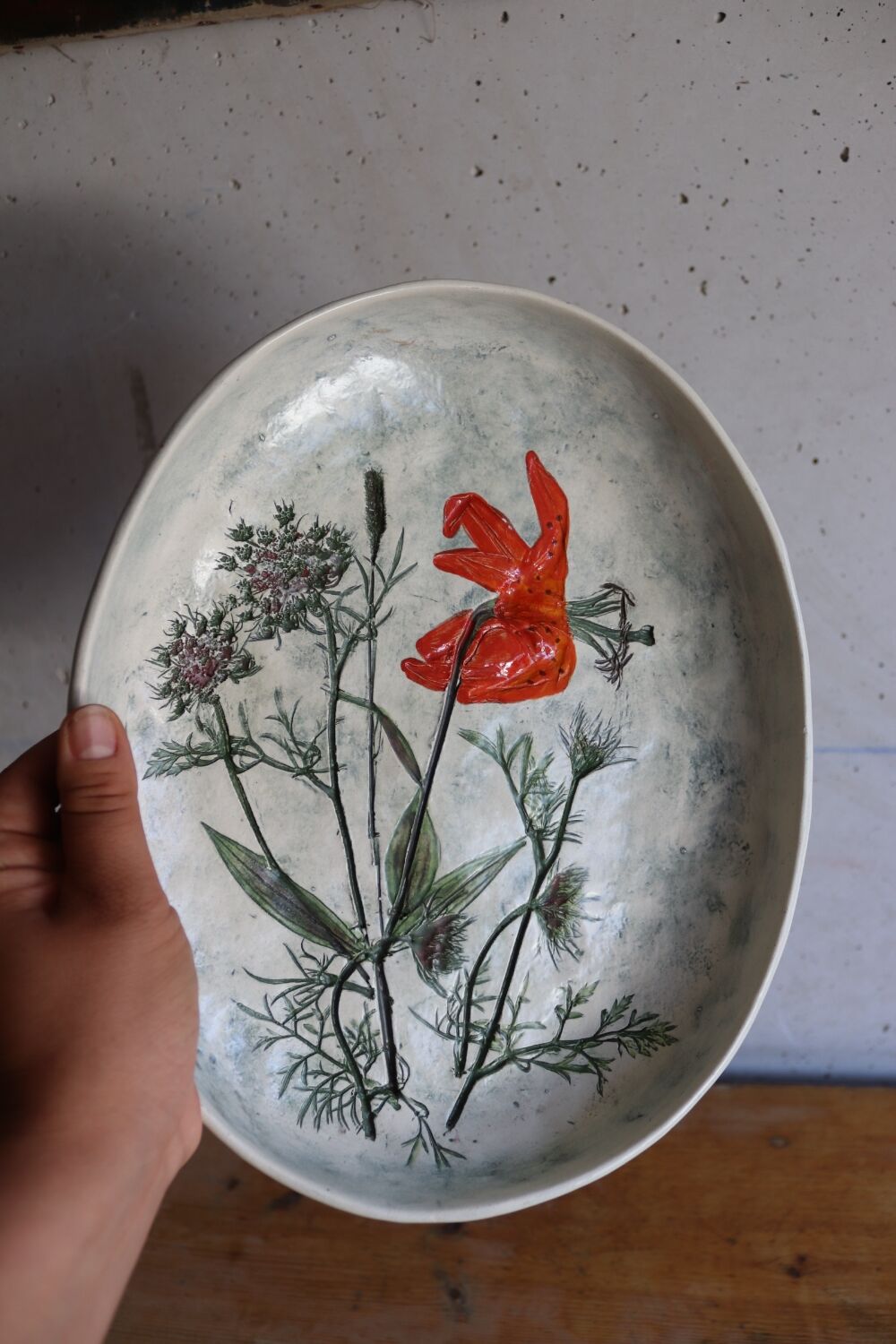 Plat céramique fleurs Dartmouth