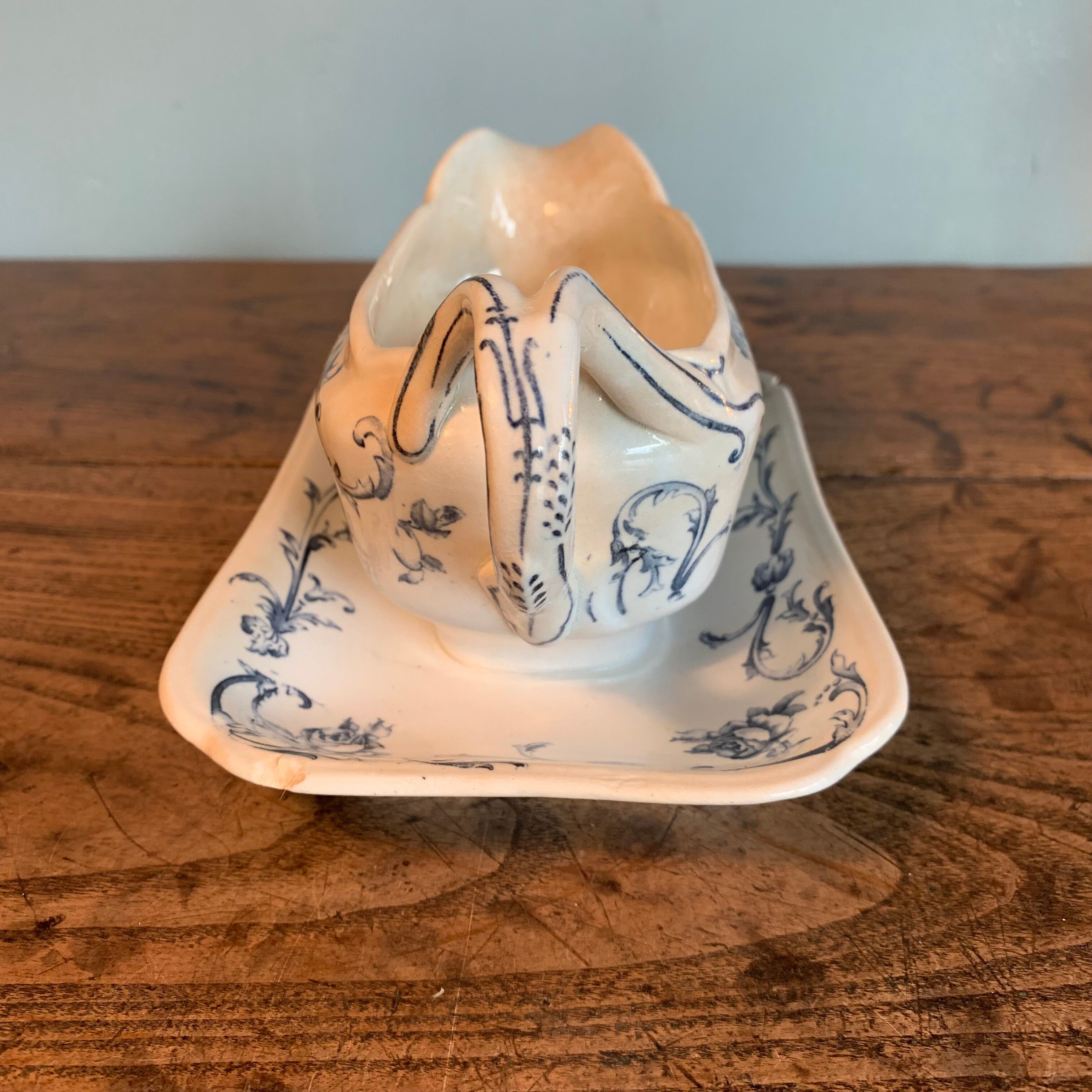 Sauceboat Regout model Ortus