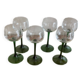 6 stemmed glasses with grape cluster decor