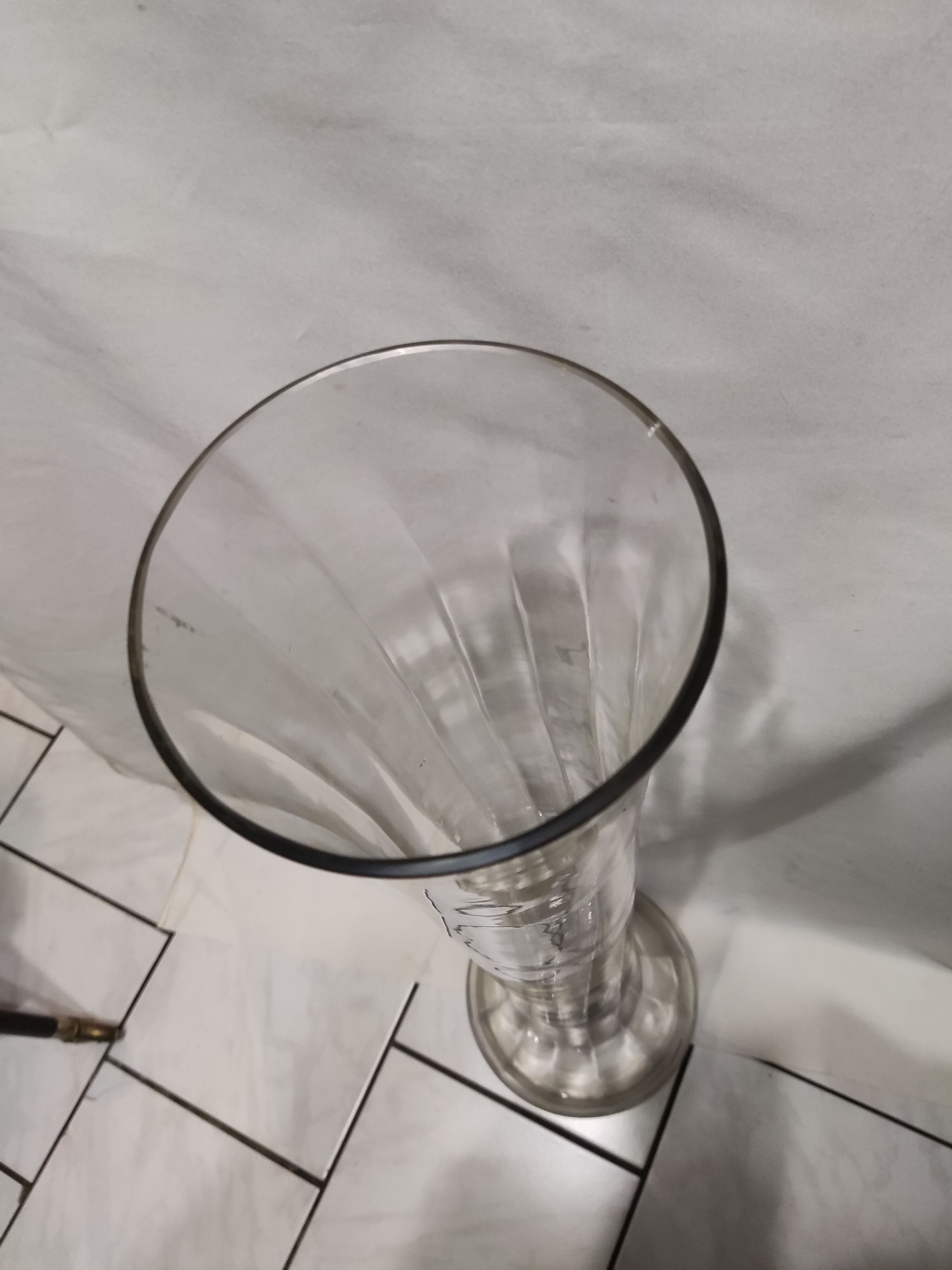 Vase en cristal soufflé XIX siecle