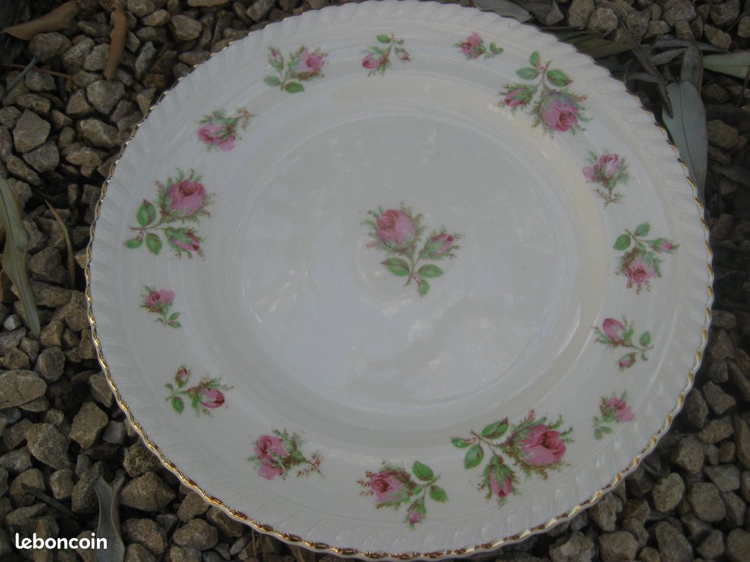 6 Johnson Brothers Windsor Ware plates