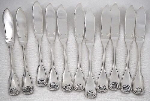 Christofle Vendôme 12 fish cutlery sets, 24 pieces, silver-plated metal, in excellent condition.