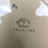 Plat ancien Badonviller modèle francine fleurs bleues et vertes au pochoir