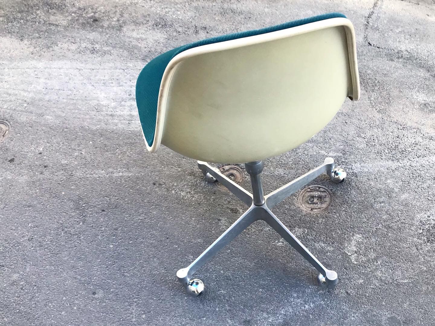 Eames PSCC by Charles & Ray Eames, Herman Miller edition