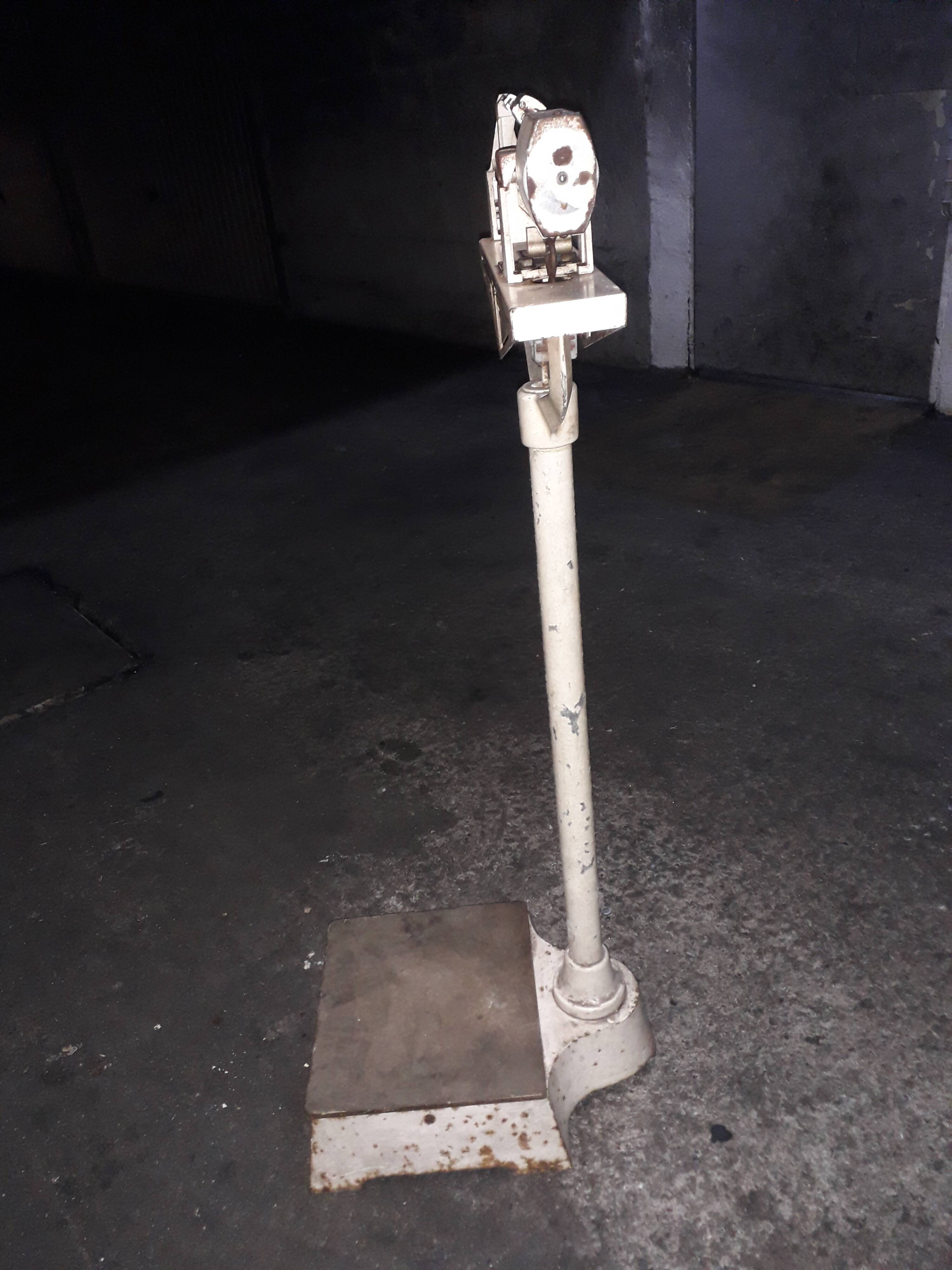 Steel pharmacy scale