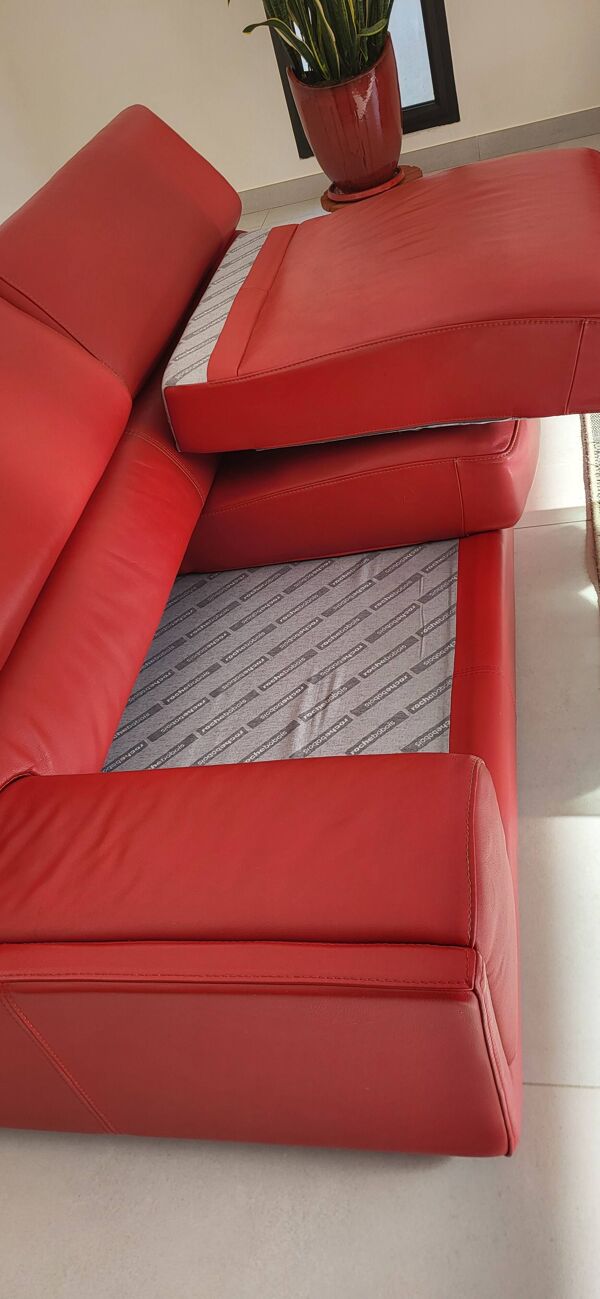1 canapé roche bobois  rouge