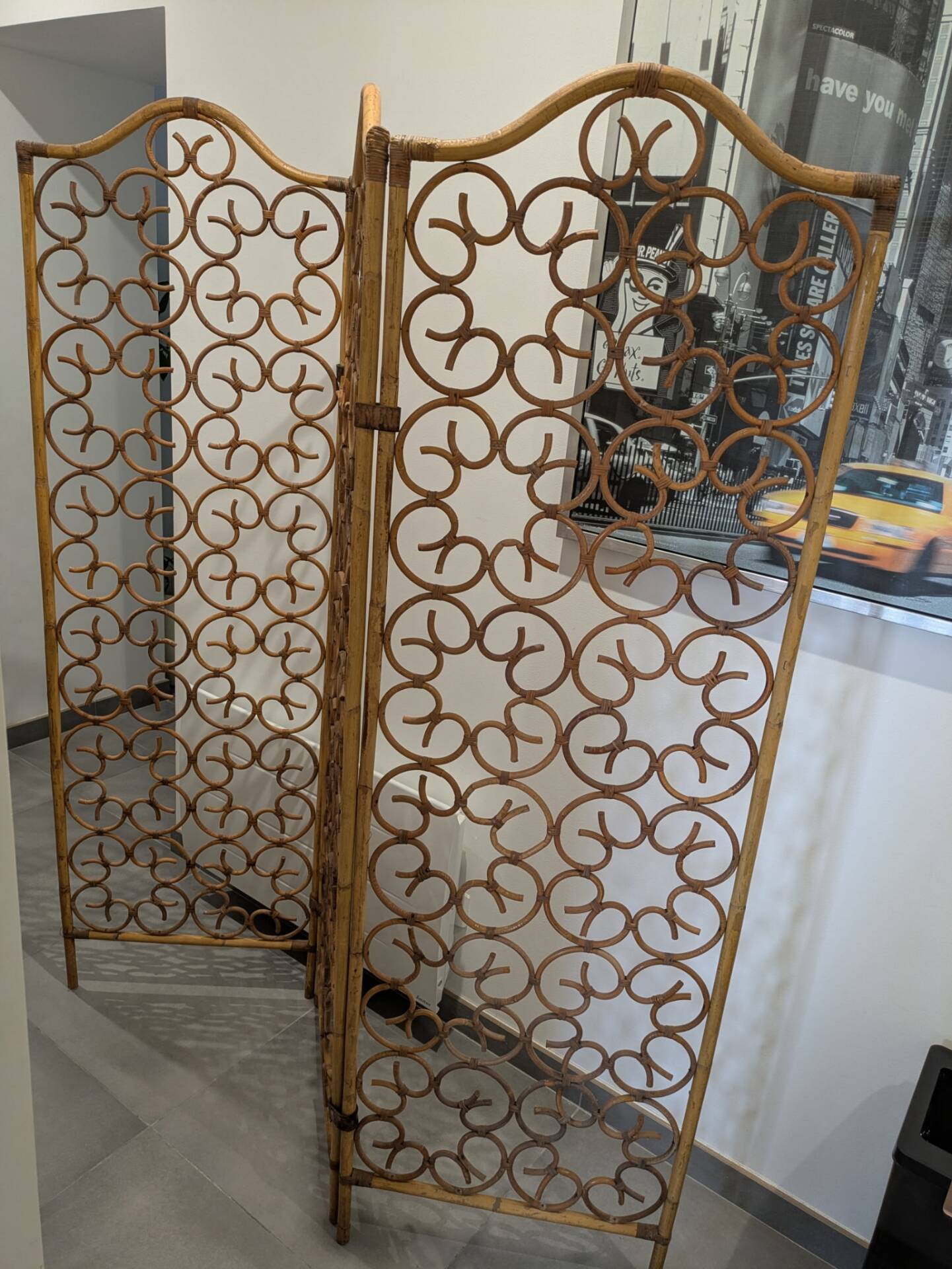 Vintage screen vs bohemian
