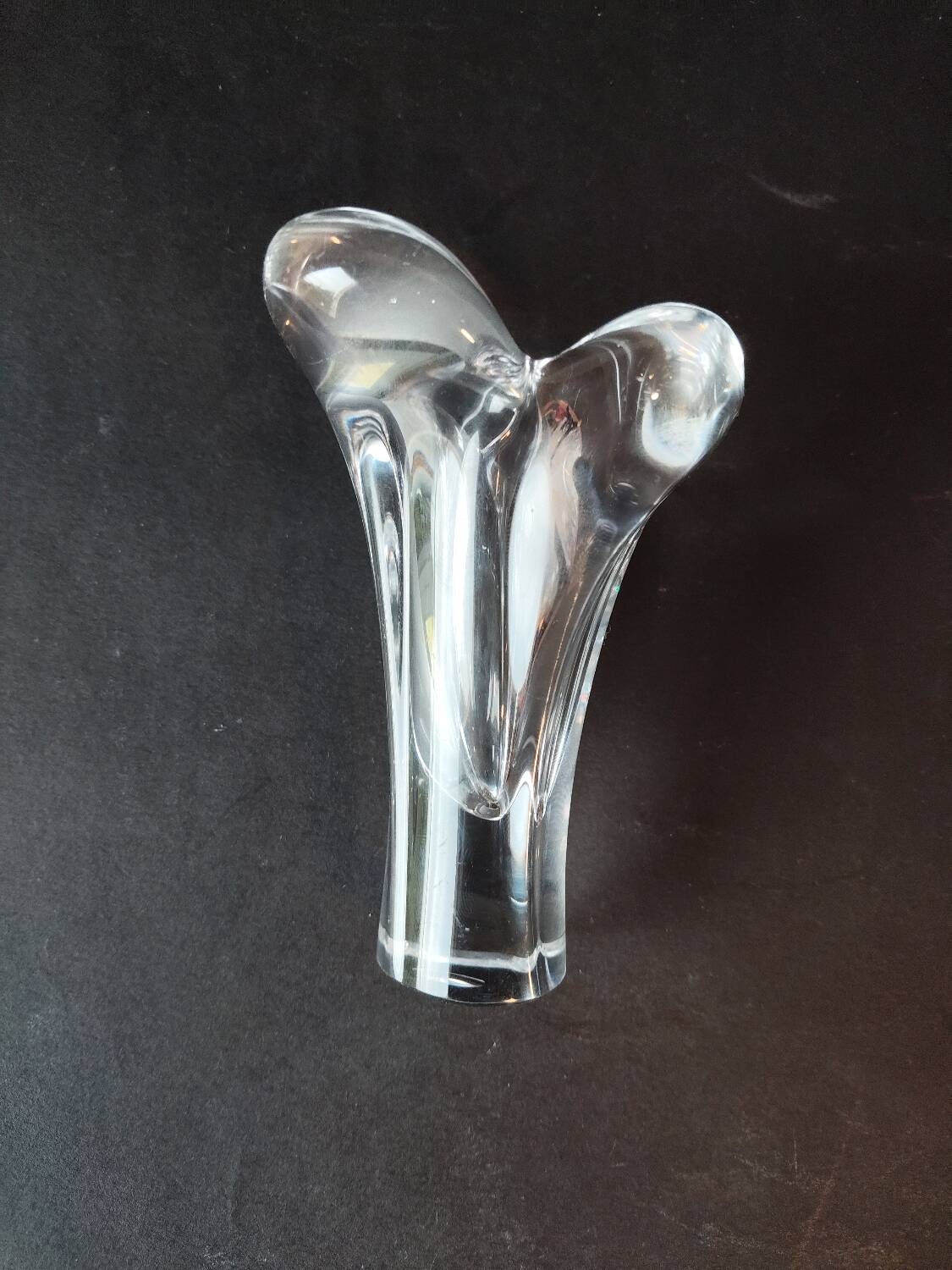 Bayel crystal vase – floral pattern – French glassware