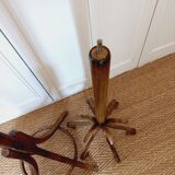 Baumann parrot coat rack