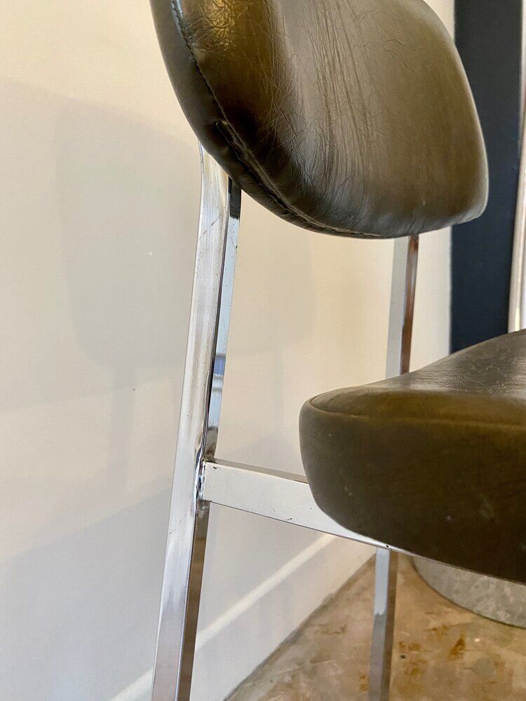 Chrome aluminum chair and khaki green skai