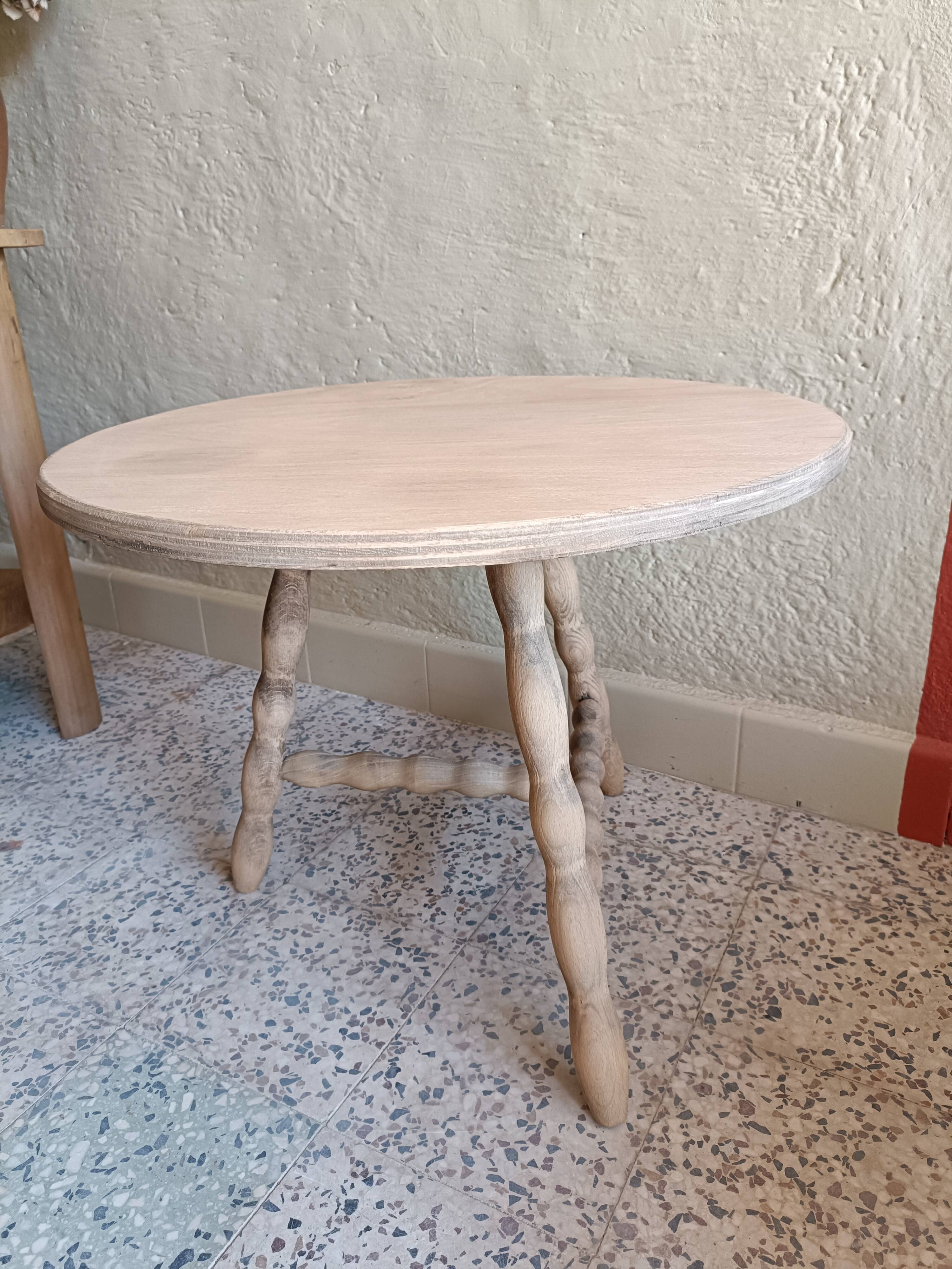Table d'appoint ronde basse rénovée