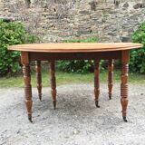 Old oval table Louis Philippe with 6 feet