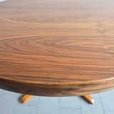 Baumann dining table 1960 extendable from 114 to 167 cm with integrated extensions.