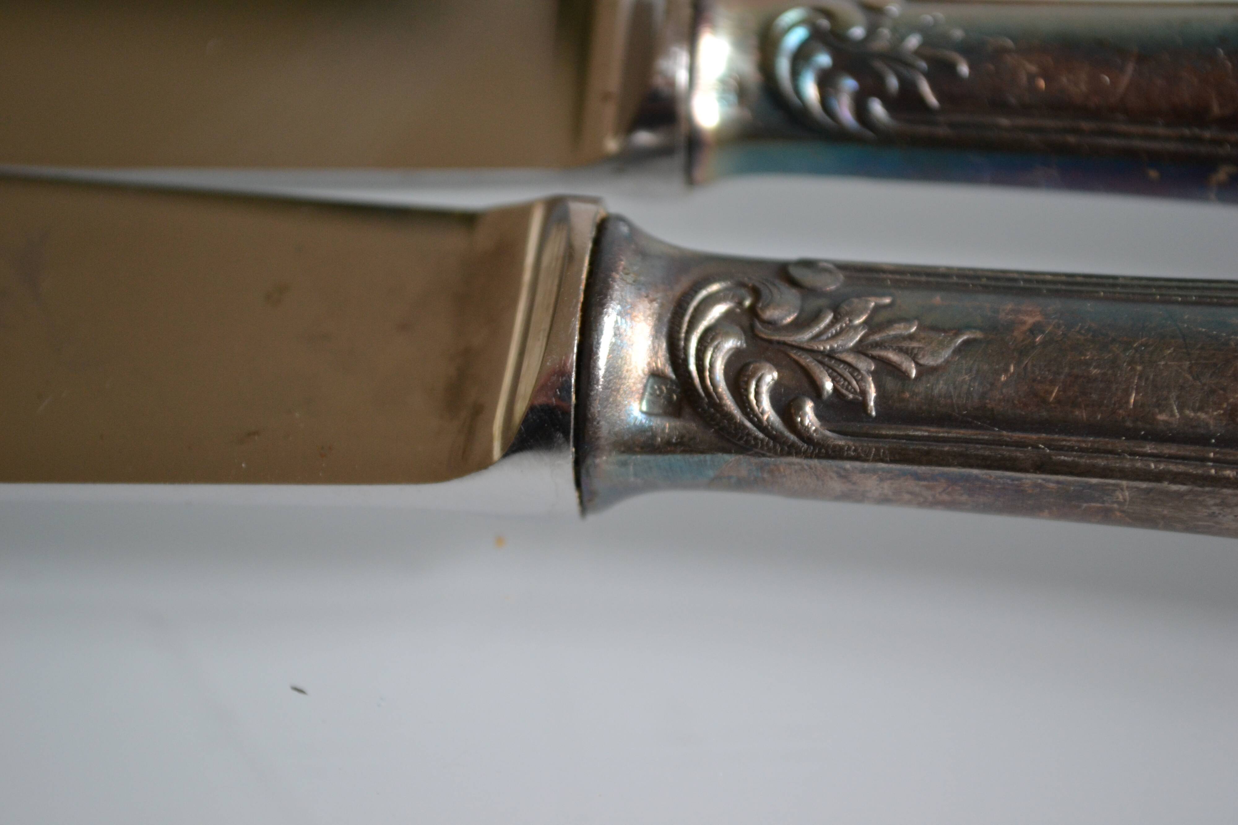 24 TABLE & DESSERT KNIVES SILVER METAL GOLDFORFER FRIONNET FRANCOIS LOUIS XV